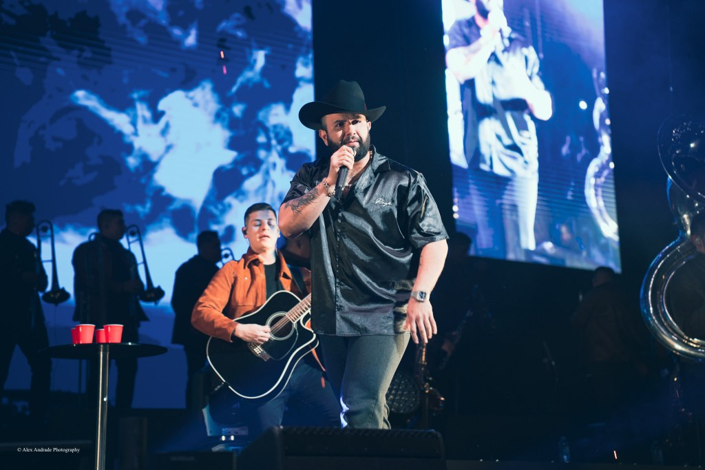 Carin Leon Packs Golden 1 Center for US Tour&nbsp;2023