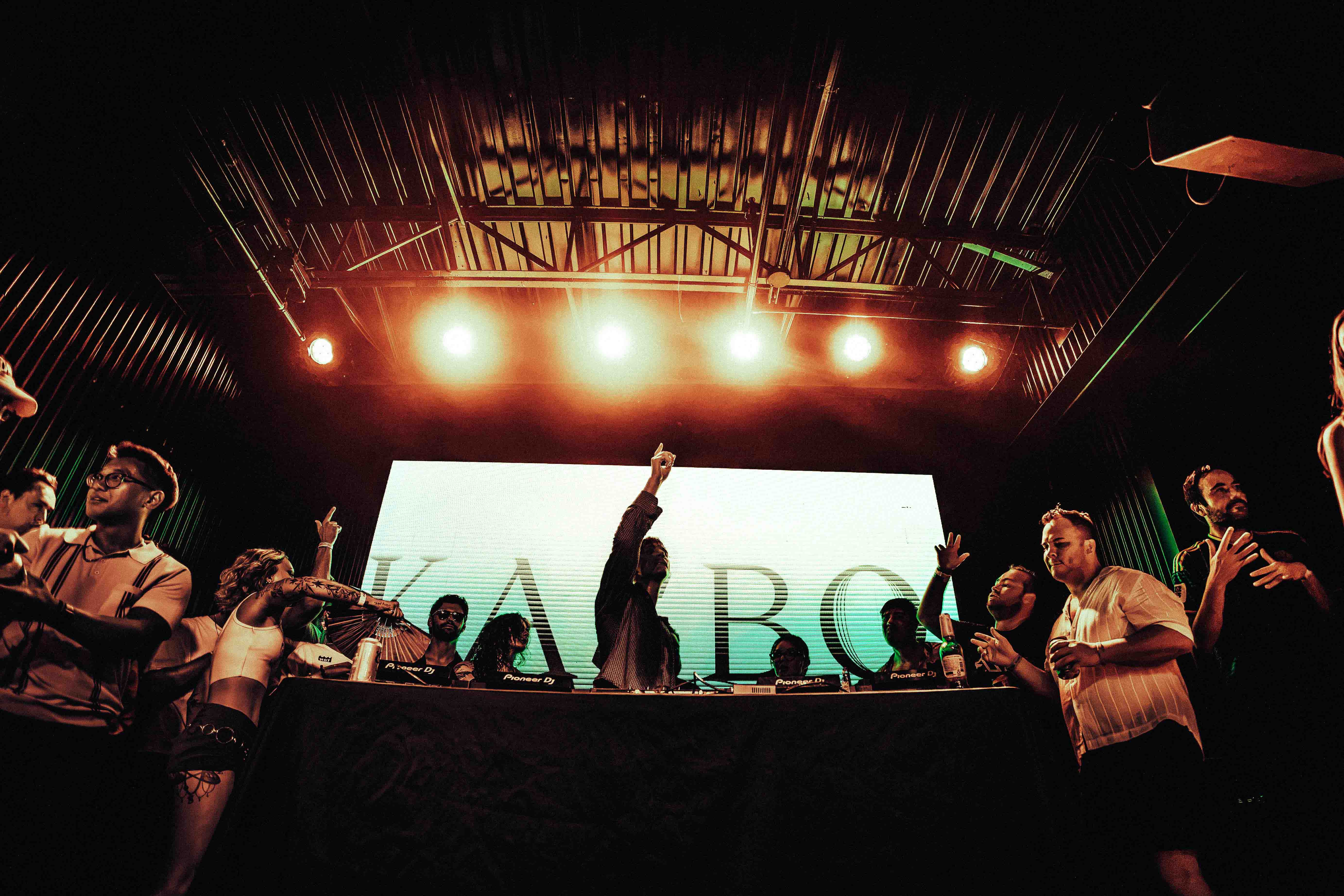Kasbo Transforms The Eastern Into an Electronic Escape